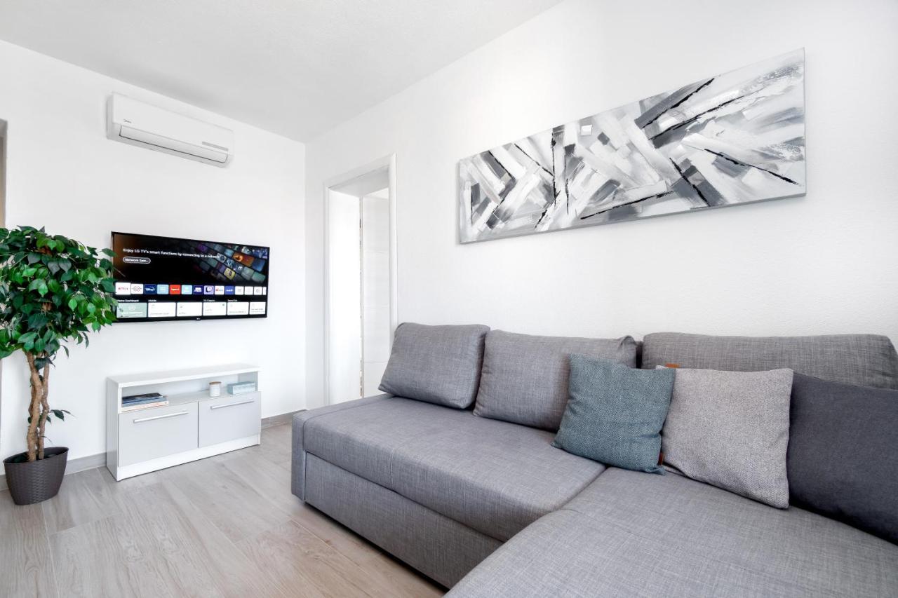 Apartments And Rooms Vuleta, Close To The Beach Makarska Luaran gambar