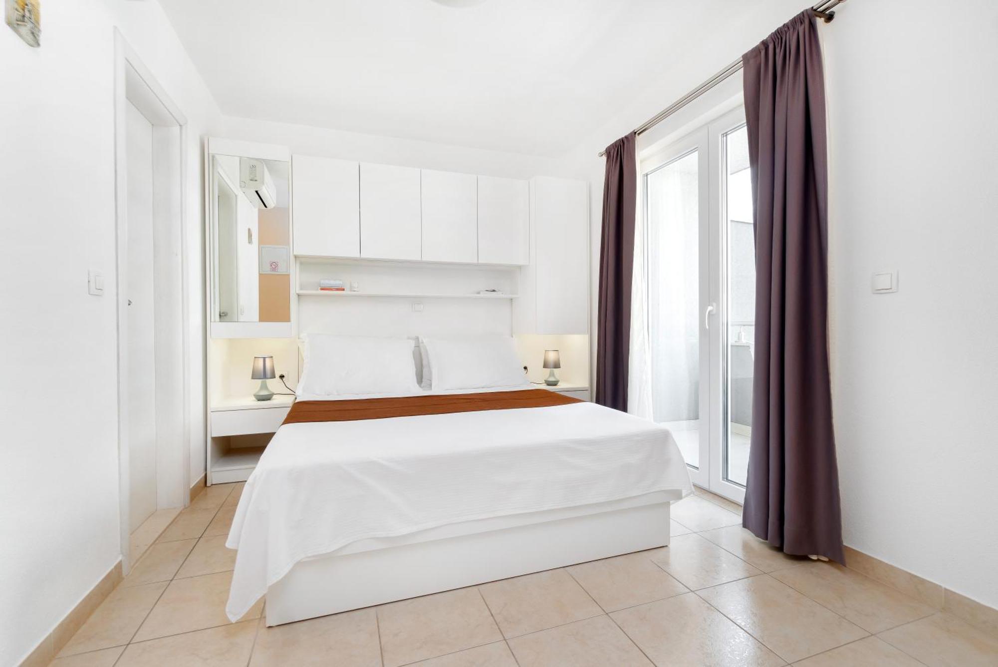 Apartments And Rooms Vuleta, Close To The Beach Makarska Luaran gambar